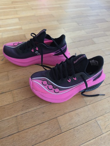 Sneaker saucony endorphin - saucony, pro